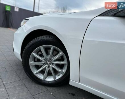 Белый Акура ТЛХ, объемом двигателя 2.36 л и пробегом 59 тыс. км за 15800 $, фото 14 на Automoto.ua