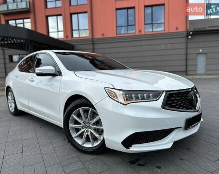 Белый Акура ТЛХ, объемом двигателя 2.36 л и пробегом 59 тыс. км за 15800 $, фото 2 на Automoto.ua