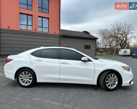 Белый Акура ТЛХ, объемом двигателя 2.36 л и пробегом 59 тыс. км за 15800 $, фото 3 на Automoto.ua