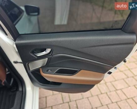 Белый Акура ТЛХ, объемом двигателя 2 л и пробегом 55 тыс. км за 25900 $, фото 43 на Automoto.ua