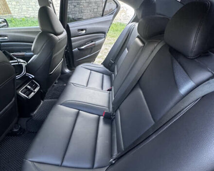 Черный Акура ТЛХ, объемом двигателя 3.47 л и пробегом 162 тыс. км за 15500 $, фото 12 на Automoto.ua