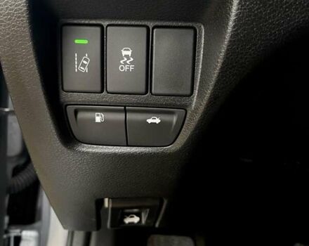 Серый Акура ТЛХ, объемом двигателя 2.36 л и пробегом 70 тыс. км за 16700 $, фото 14 на Automoto.ua