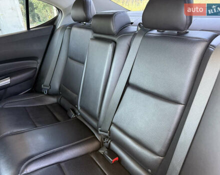 Сірий Акура ТЛХ, об'ємом двигуна 3.47 л та пробігом 149 тис. км за 12999 $, фото 6 на Automoto.ua