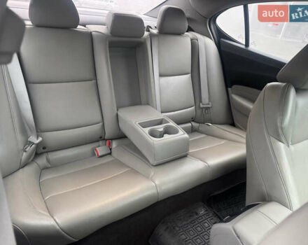 Сірий Акура ТЛХ, об'ємом двигуна 2.36 л та пробігом 112 тис. км за 11950 $, фото 73 на Automoto.ua