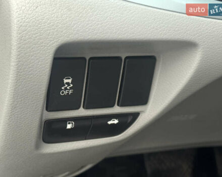 Сірий Акура ТЛХ, об'ємом двигуна 2.36 л та пробігом 112 тис. км за 11950 $, фото 44 на Automoto.ua