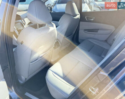 Серый Акура ТЛХ, объемом двигателя 2.36 л и пробегом 98 тыс. км за 16999 $, фото 51 на Automoto.ua