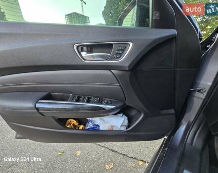 Серый Акура ТЛХ, объемом двигателя 3.47 л и пробегом 96 тыс. км за 19000 $, фото 11 на Automoto.ua