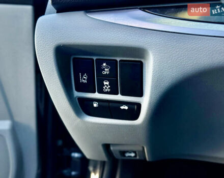 Серый Акура ТЛХ, объемом двигателя 2.36 л и пробегом 98 тыс. км за 16999 $, фото 72 на Automoto.ua