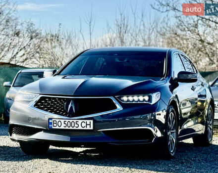 Серый Акура ТЛХ, объемом двигателя 2.36 л и пробегом 98 тыс. км за 16999 $, фото 2 на Automoto.ua