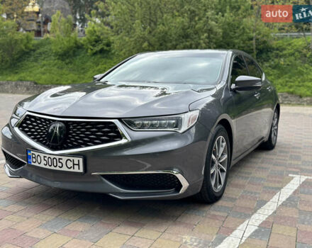 Серый Акура ТЛХ, объемом двигателя 2.36 л и пробегом 93 тыс. км за 17900 $, фото 1 на Automoto.ua
