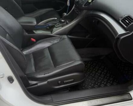 Белый Акура ТСХ, объемом двигателя 2.4 л и пробегом 203 тыс. км за 10100 $, фото 12 на Automoto.ua