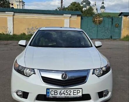 Белый Акура ТСХ, объемом двигателя 2.4 л и пробегом 200 тыс. км за 10500 $, фото 1 на Automoto.ua