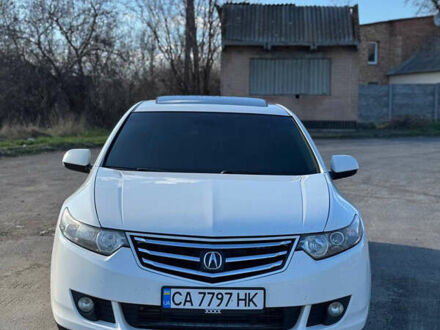Белый Акура ТСХ, объемом двигателя 2.4 л и пробегом 262 тыс. км за 9650 $, фото 1 на Automoto.ua