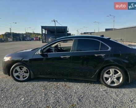 Черный Акура ТСХ, объемом двигателя 2.4 л и пробегом 210 тыс. км за 10000 $, фото 4 на Automoto.ua