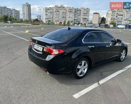 Черный Акура ТСХ, объемом двигателя 2.4 л и пробегом 208 тыс. км за 11500 $, фото 3 на Automoto.ua