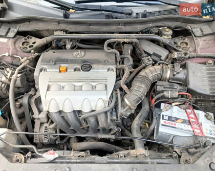 Красный Акура ТСХ, объемом двигателя 2.35 л и пробегом 290 тыс. км за 10200 $, фото 9 на Automoto.ua