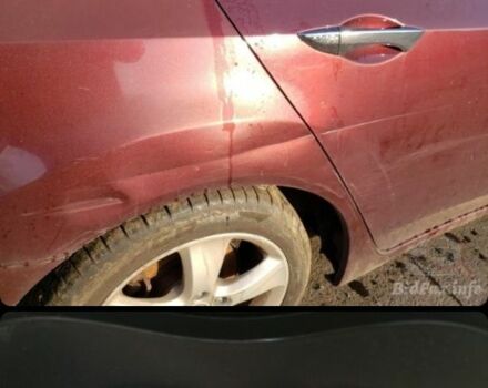 Красный Акура ТСХ, объемом двигателя 2.4 л и пробегом 290 тыс. км за 10200 $, фото 3 на Automoto.ua