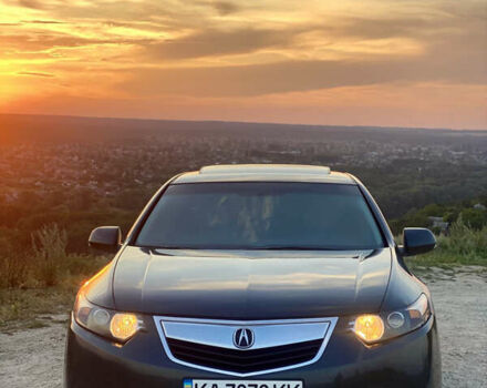 Серый Акура ТСХ, объемом двигателя 2.35 л и пробегом 326 тыс. км за 10300 $, фото 1 на Automoto.ua