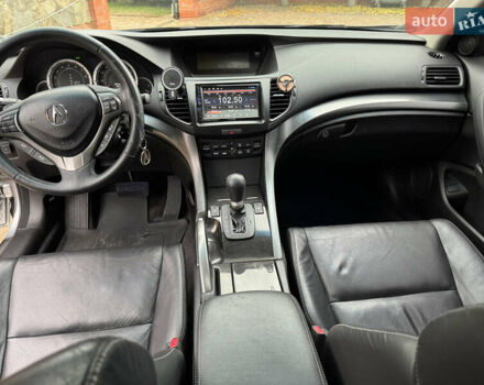 Серый Акура ТСХ, объемом двигателя 2.4 л и пробегом 145 тыс. км за 12500 $, фото 14 на Automoto.ua