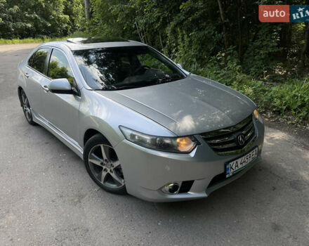 Серый Акура ТСХ, объемом двигателя 2.35 л и пробегом 179 тыс. км за 8990 $, фото 9 на Automoto.ua