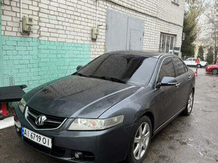 Серый Акура ТСХ, объемом двигателя 2.35 л и пробегом 250 тыс. км за 3999 $, фото 1 на Automoto.ua