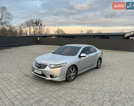 Серый Акура ТСХ, объемом двигателя 2.4 л и пробегом 217 тыс. км за 9300 $, фото 1 на Automoto.ua