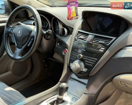 Серый Акура ЗДХ, объемом двигателя 3.7 л и пробегом 112 тыс. км за 15990 $, фото 19 на Automoto.ua