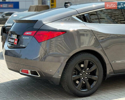 Серый Акура ЗДХ, объемом двигателя 3.7 л и пробегом 112 тыс. км за 15990 $, фото 4 на Automoto.ua