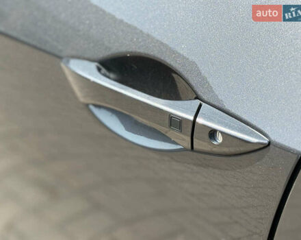 Серый Акура ЗДХ, объемом двигателя 3.7 л и пробегом 112 тыс. км за 15990 $, фото 9 на Automoto.ua