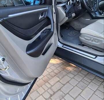 Серый Акура ЗДХ, объемом двигателя 3.66 л и пробегом 86 тыс. км за 17000 $, фото 23 на Automoto.ua