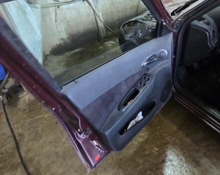 Красный Альфа 156, объемом двигателя 2 л и пробегом 270 тыс. км за 3300 $, фото 4 на Automoto.ua