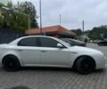 Белый Альфа 159, объемом двигателя 1.9 л и пробегом 310 тыс. км за 4900 $, фото 3 на Automoto.ua