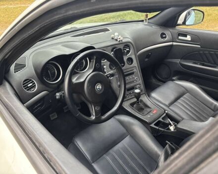 Белый Альфа 159, объемом двигателя 1.8 л и пробегом 103 тыс. км за 7650 $, фото 9 на Automoto.ua