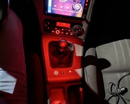 Альфа 159 2006 у Чернівцях на Automoto.ua Чорний Альфа 159, об'ємом двигуна 1.9 л та пробігом 242 тис. км за 7700 $, фото 18 на Automoto.ua