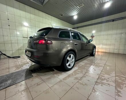 Коричневый Альфа 159, объемом двигателя 1.9 л и пробегом 320 тыс. км за 2700 $, фото 2 на Automoto.ua