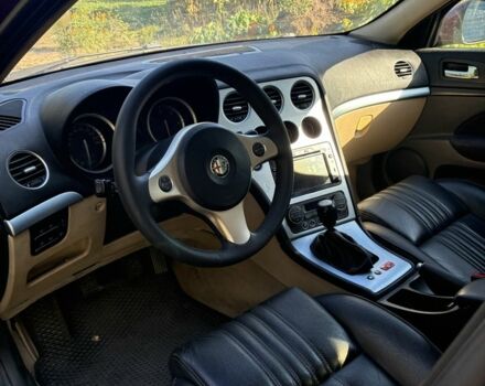 Червоний Альфа 159, об'ємом двигуна 1.9 л та пробігом 287 тис. км за 5500 $, фото 5 на Automoto.ua