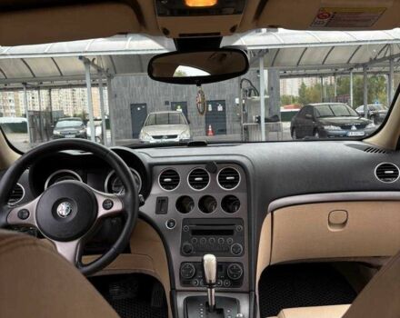 Сірий Альфа 159, об'ємом двигуна 1.9 л та пробігом 331 тис. км за 7000 $, фото 6 на Automoto.ua