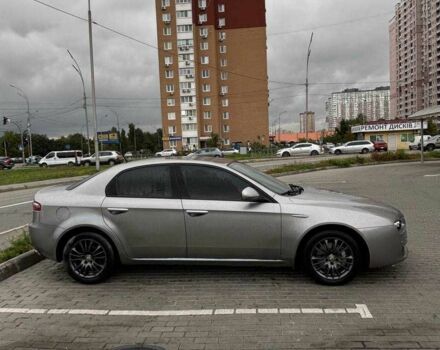 Сірий Альфа 159, об'ємом двигуна 1.9 л та пробігом 331 тис. км за 7000 $, фото 4 на Automoto.ua