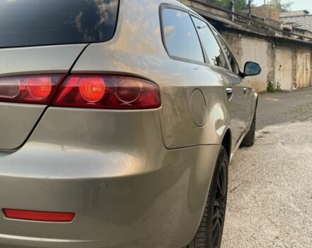 Серый Альфа 159, объемом двигателя 1.9 л и пробегом 314 тыс. км за 4600 $, фото 2 на Automoto.ua