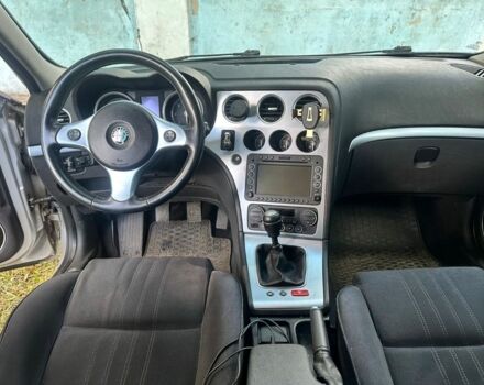 Серый Альфа 159, объемом двигателя 1.9 л и пробегом 301 тыс. км за 3450 $, фото 4 на Automoto.ua