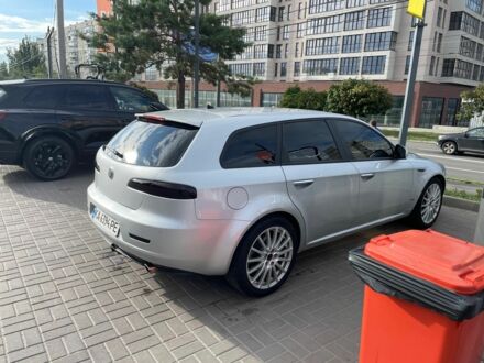 Сірий Альфа 159, об'ємом двигуна 2.4 л та пробігом 250 тис. км за 3000 $, фото 1 на Automoto.ua