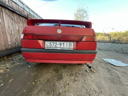 Красный Альфа 33, объемом двигателя 1.7 л и пробегом 180 тыс. км за 1300 $, фото 1 на Automoto.ua