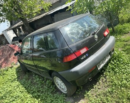 Черный Альфа Ромео 145, объемом двигателя 1.7 л и пробегом 10 тыс. км за 900 $, фото 4 на Automoto.ua