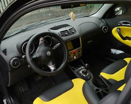 Чорний Альфа Ромео 147, об'ємом двигуна 1.97 л та пробігом 237 тис. км за 4700 $, фото 3 на Automoto.ua