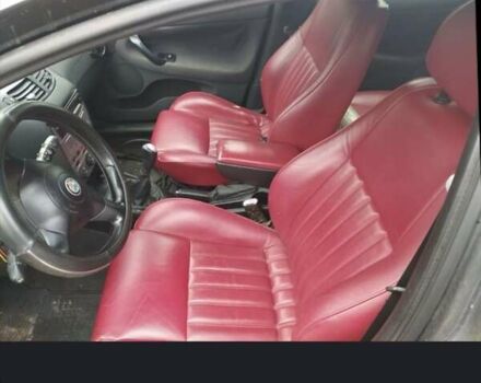 Чорний Альфа Ромео 147, об'ємом двигуна 1.6 л та пробігом 280 тис. км за 2550 $, фото 2 на Automoto.ua