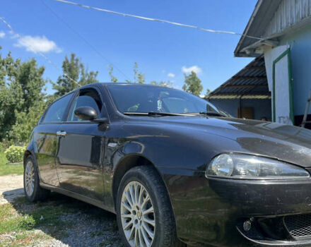 Чорний Альфа Ромео 147, об'ємом двигуна 1.6 л та пробігом 149 тис. км за 4400 $, фото 11 на Automoto.ua