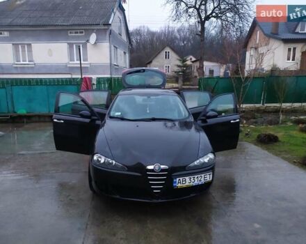 Чорний Альфа Ромео 147, об'ємом двигуна 1.6 л та пробігом 235 тис. км за 5400 $, фото 7 на Automoto.ua