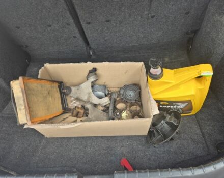 Чорний Альфа Ромео 147, об'ємом двигуна 1.9 л та пробігом 214 тис. км за 2200 $, фото 6 на Automoto.ua