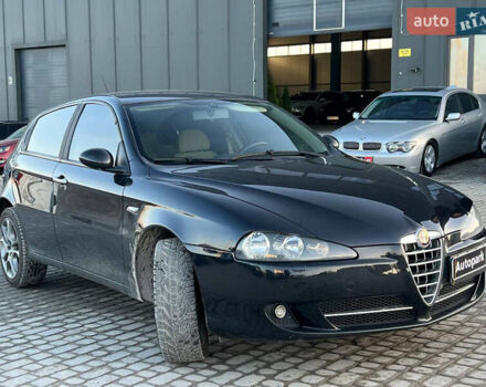 Чорний Альфа Ромео 147, об'ємом двигуна 2 л та пробігом 180 тис. км за 4690 $, фото 10 на Automoto.ua