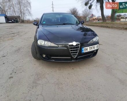 Черный Альфа Ромео 147, объемом двигателя 1.6 л и пробегом 240 тыс. км за 2900 $, фото 1 на Automoto.ua